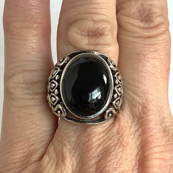 Sterling Silver 925 Chunky Oval Black Onyx Cab Pierced Scrollwork Ring Sz 6.5 - Picture 1 of 16
